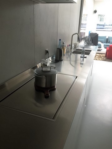 plan de travail inox professionnel sur mesure